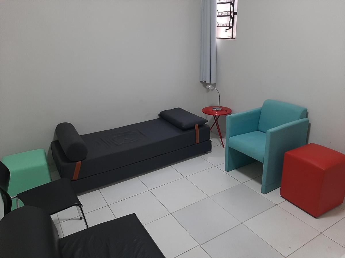 Apartamento Dois Quartos Perto Unb *